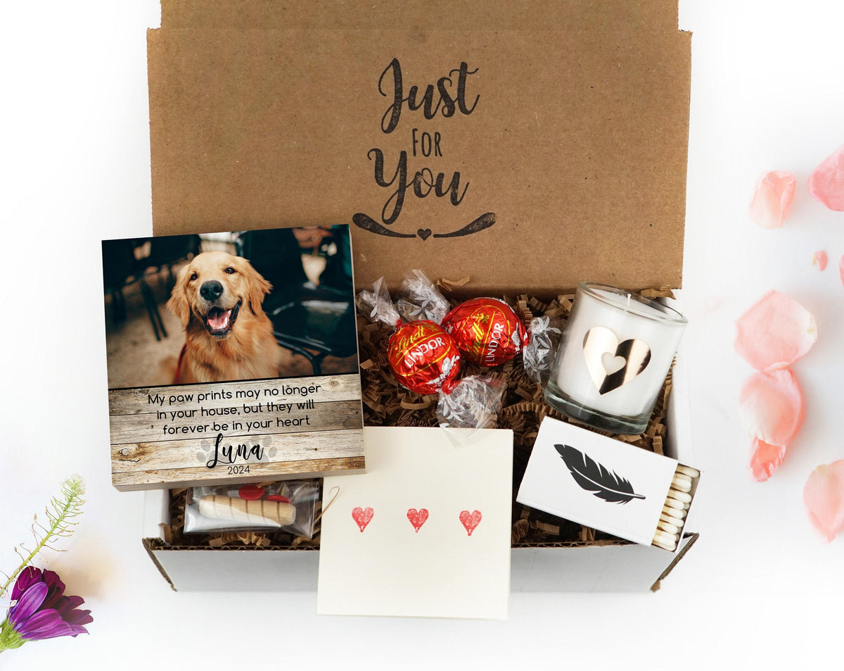 "Paw Prints In Your Heart" Memorial Photo Block
