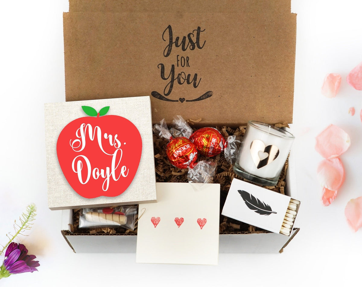 Personalized Teacher Desktop Name Sign - 4" or 6" Photo Block w/ Handwritten Card - Teacher Gifts Beginning of the Year - Teacher Desk Frame - Shiner Photo