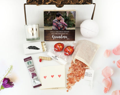 Personalized Gift for Grandma - 4" or 6" Photo Block - Only The Best Moms Get Promoted to Grandma Quote - Pregnancy Announcement Expecting - Shiner Photo